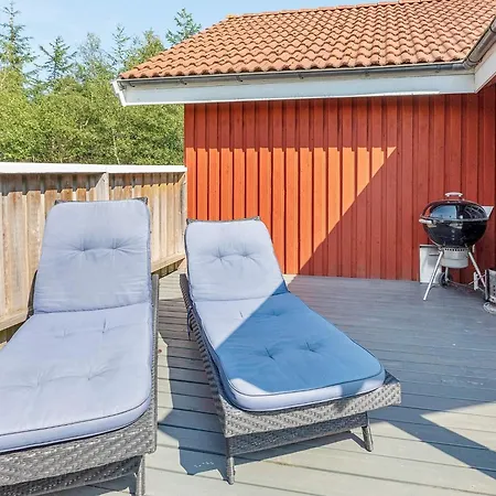 Holiday home 6 Person In Fur-by Traum